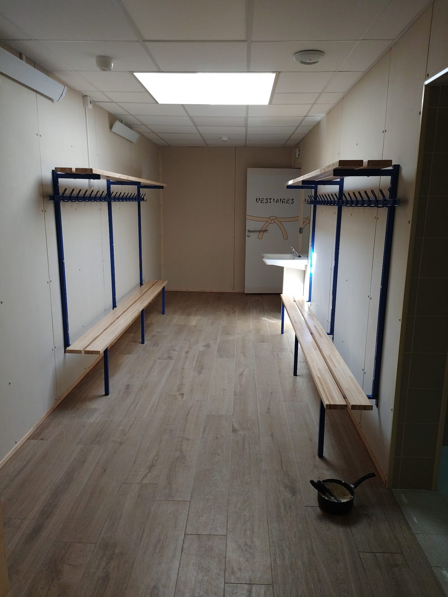 Dojo du Castellet — vestiaires